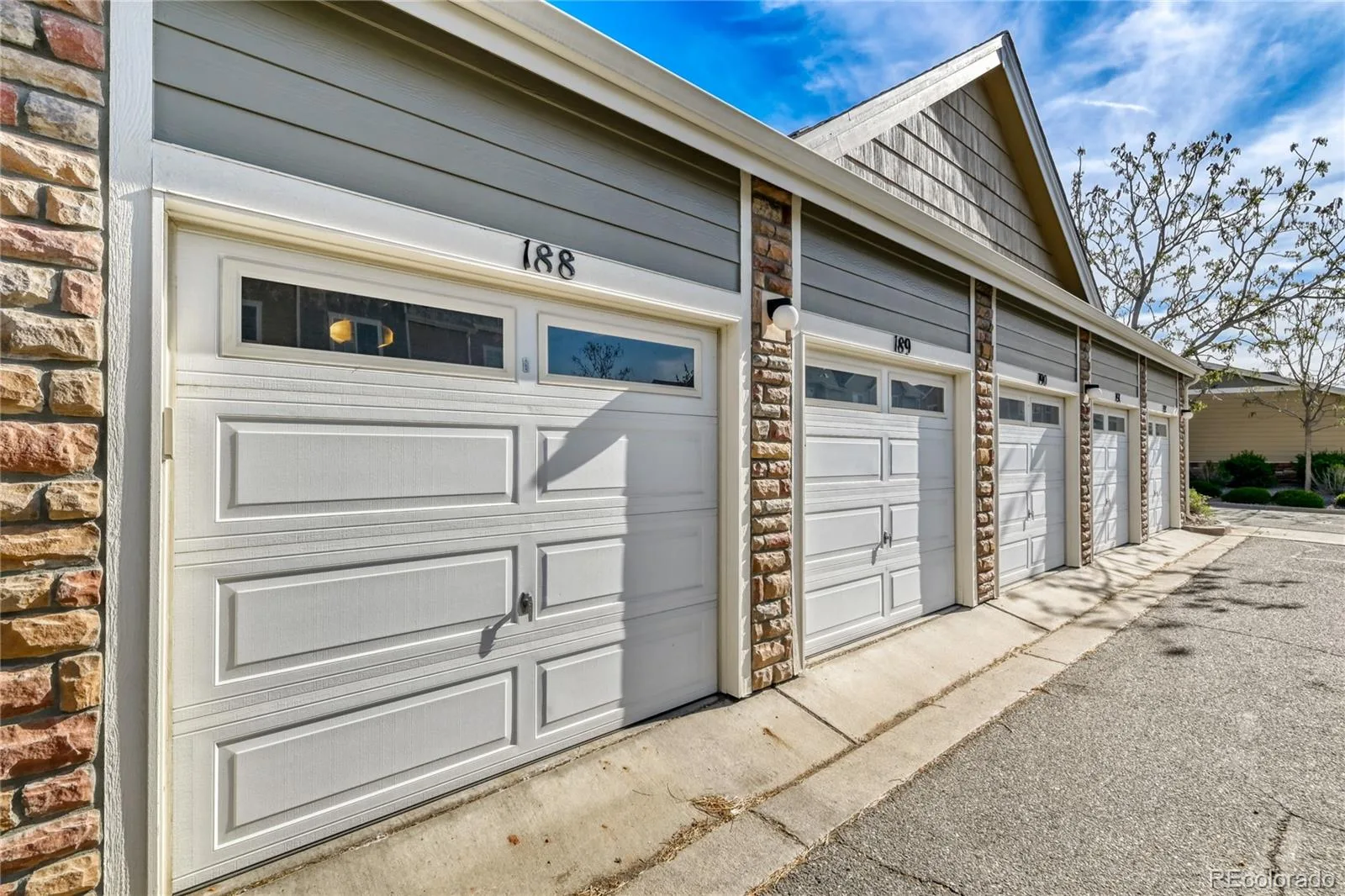 12852 N Jasmine Street #E Thornton CO 80602 | MLS #REC5081008 06252026224009 1600 22