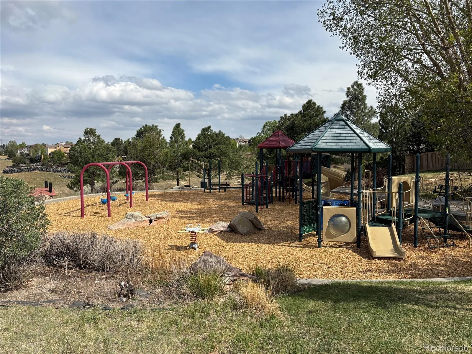 5861 Jasper Pointe Circle Castle Pines CO 80108 MLS #REC5081140 07092026230543 1600 40
