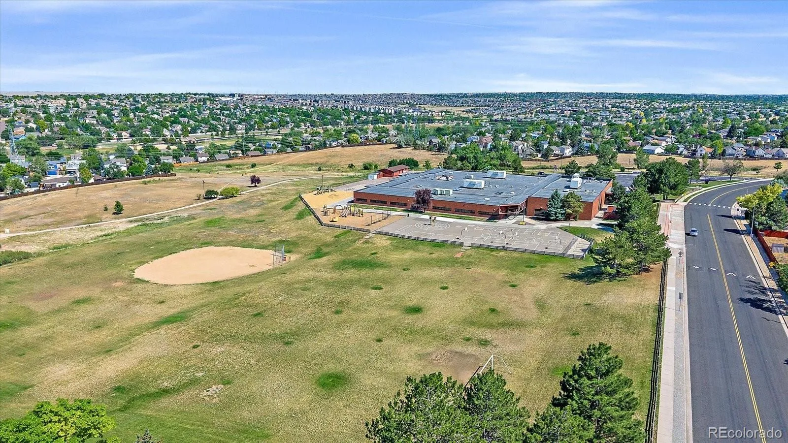 19130 E Ithaca Drive Aurora CO 80013 | MLS #REC5081203 07162026162216 1600 32