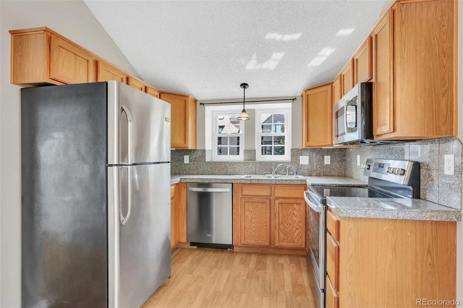 17477 E Rice Circle #A Aurora CO 80015 MLS #REC5081489 04212026223454 1600 7