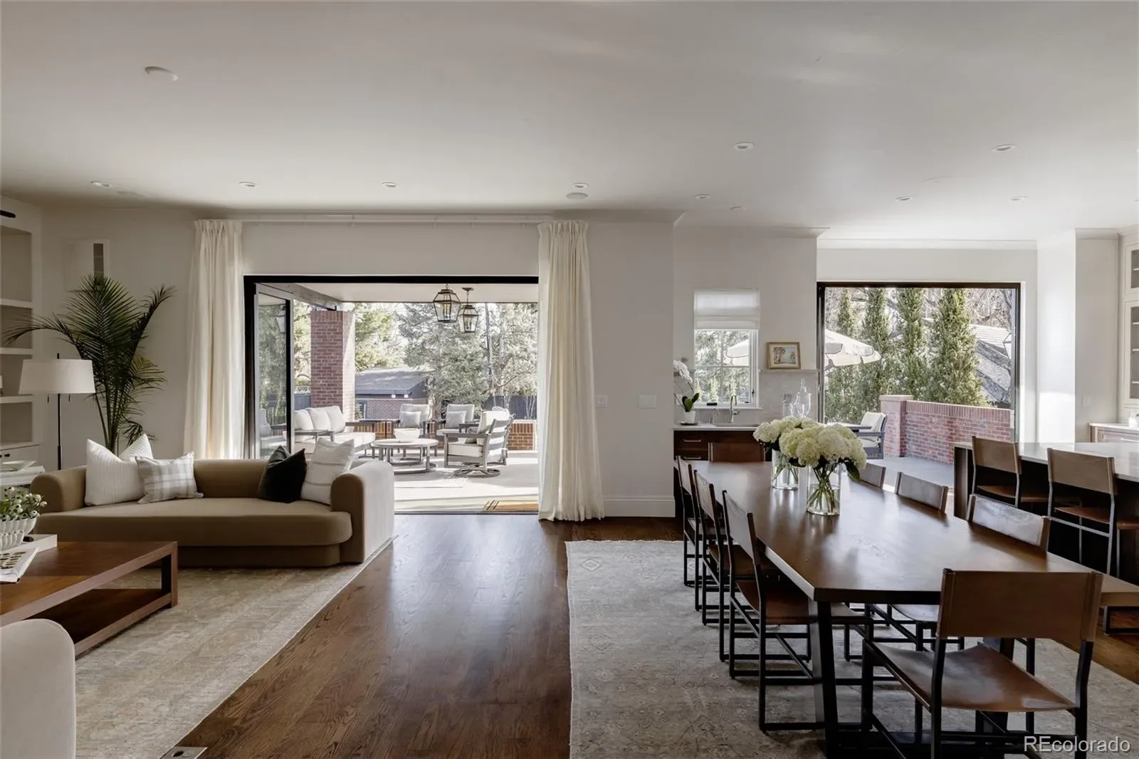 03232026042338 1600 12