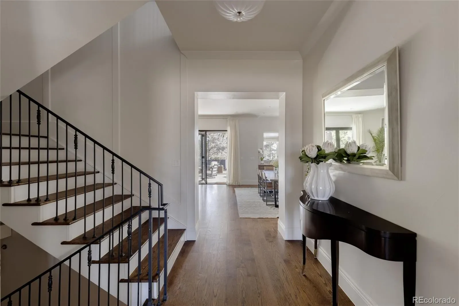 03232026042338 1600 22