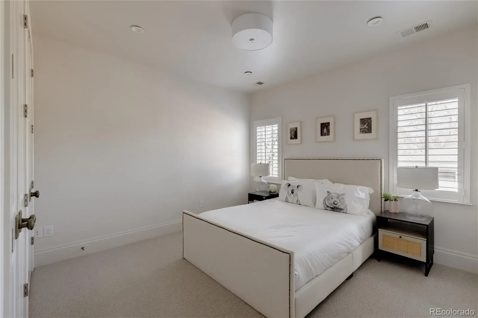 03232026042338 1600 32