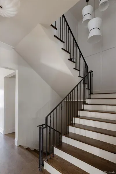 03232026042338 800 23