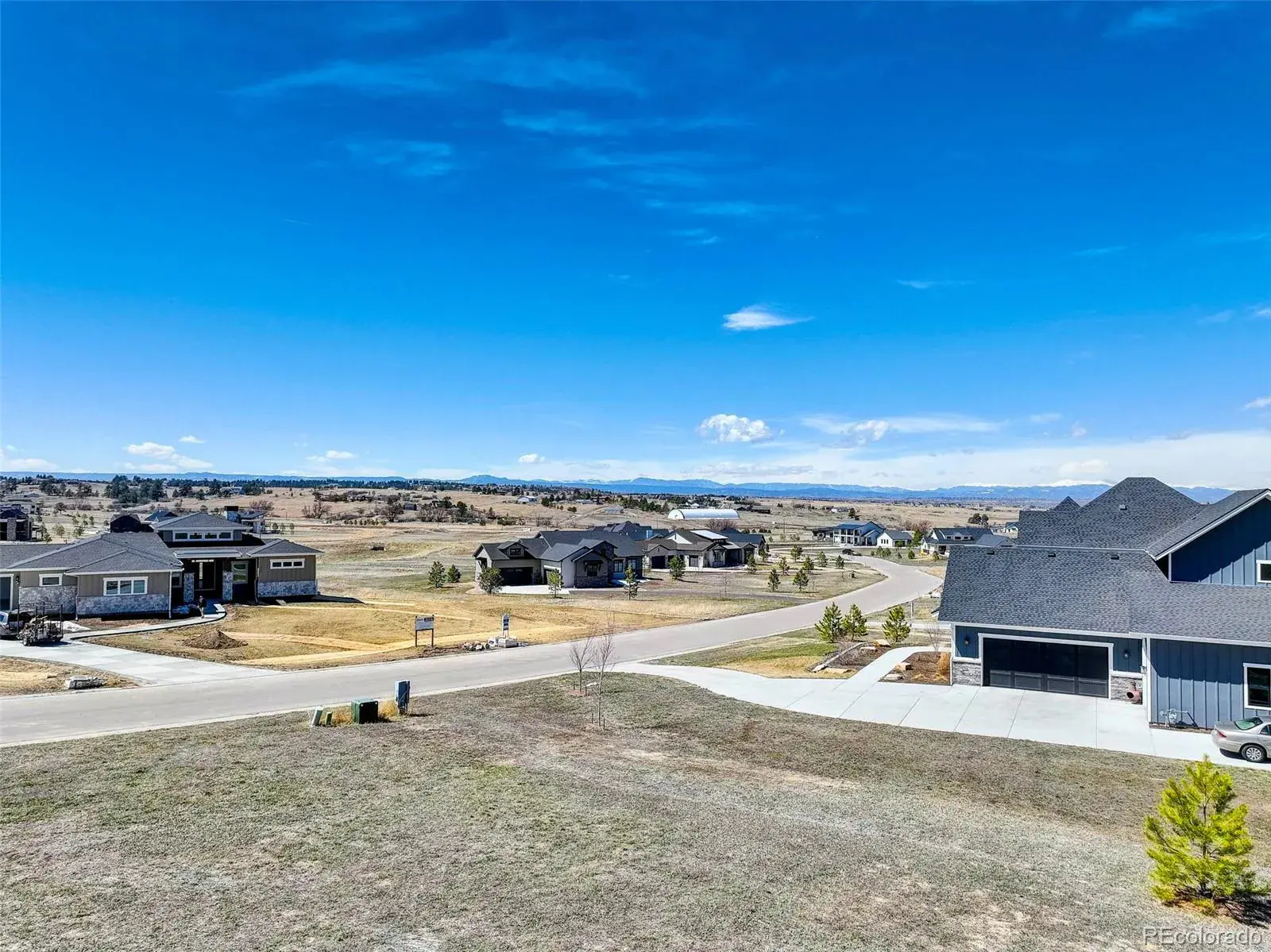 2568 Fox View Trail Franktown CO 80116 | MLS #REC5082785 06112025211932 1600 12