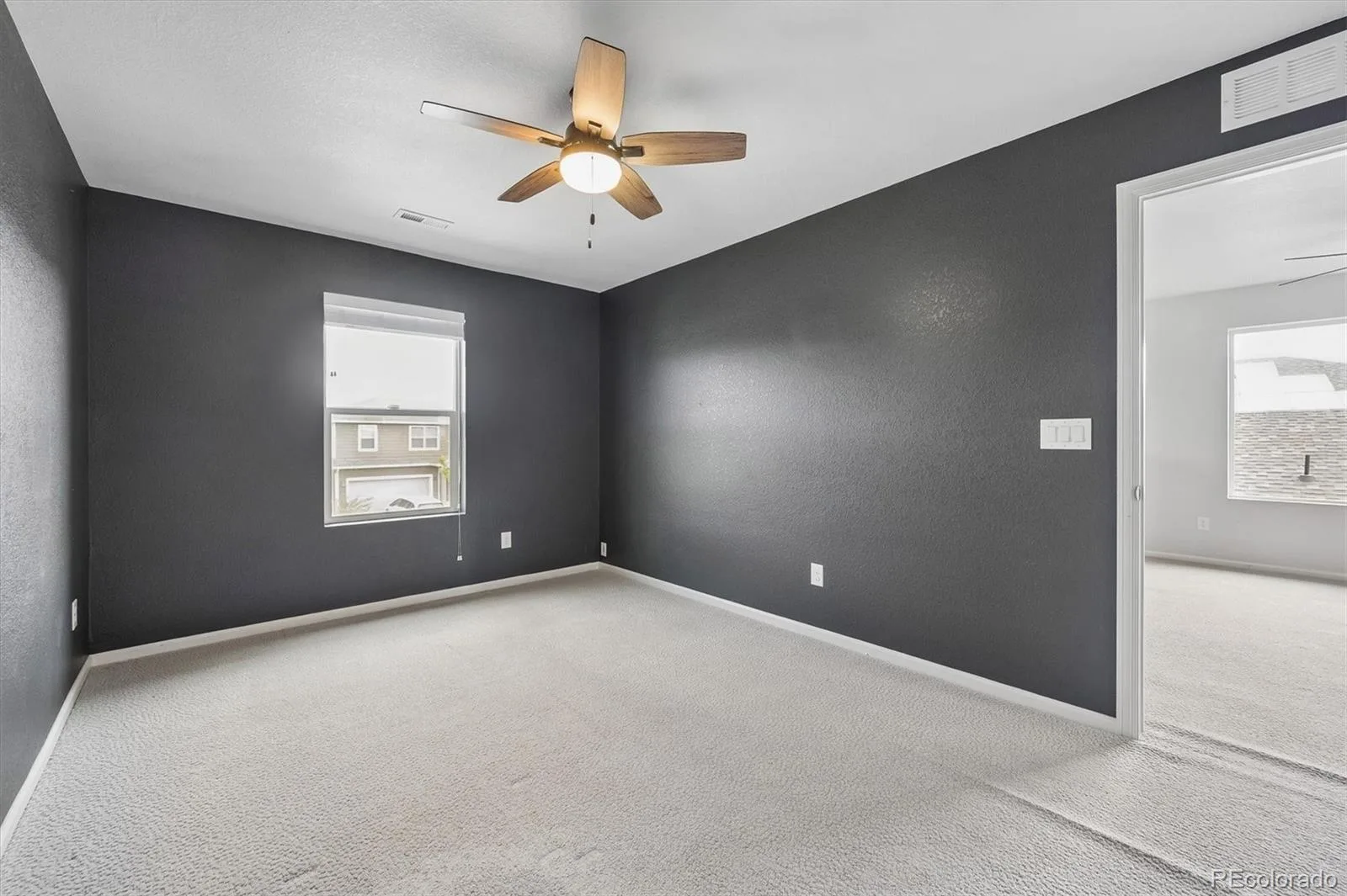 4126 S Netherland Circle Aurora CO 80013 MLS #REC5084010 06172026175200 1600 27