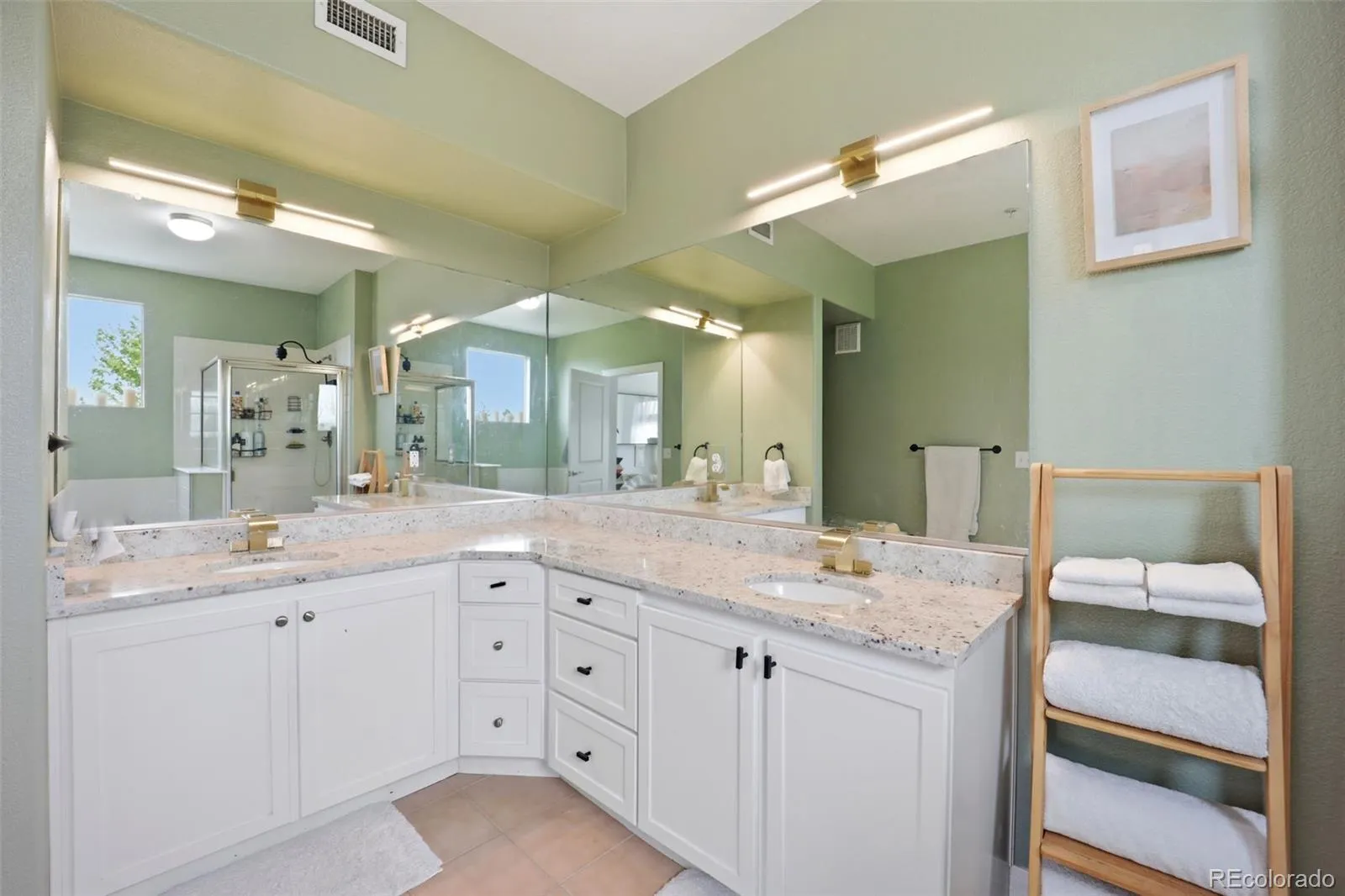 9079 E Panorama Circle #512 Englewood CO 80112 | MLS #REC5085355 04262026043439 1600 22