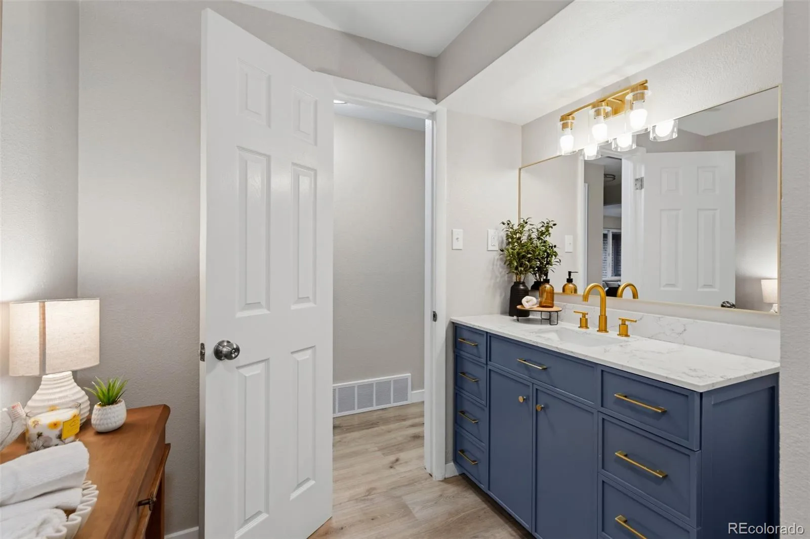 08282026154534 1600 13
