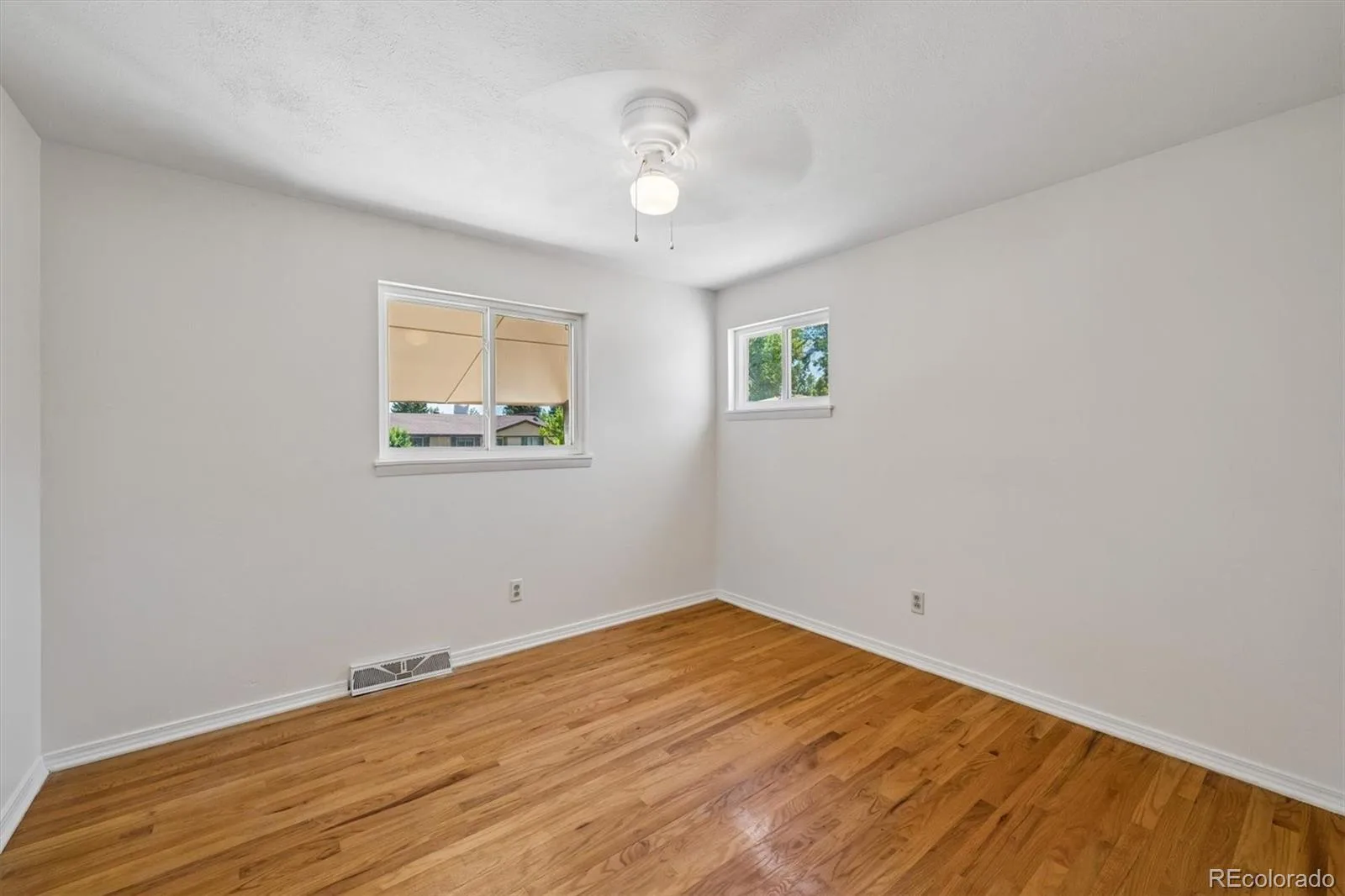 1841 S Saulsbury Court Lakewood CO 80232 | MLS #REC5088804 07182026220452 1600 11