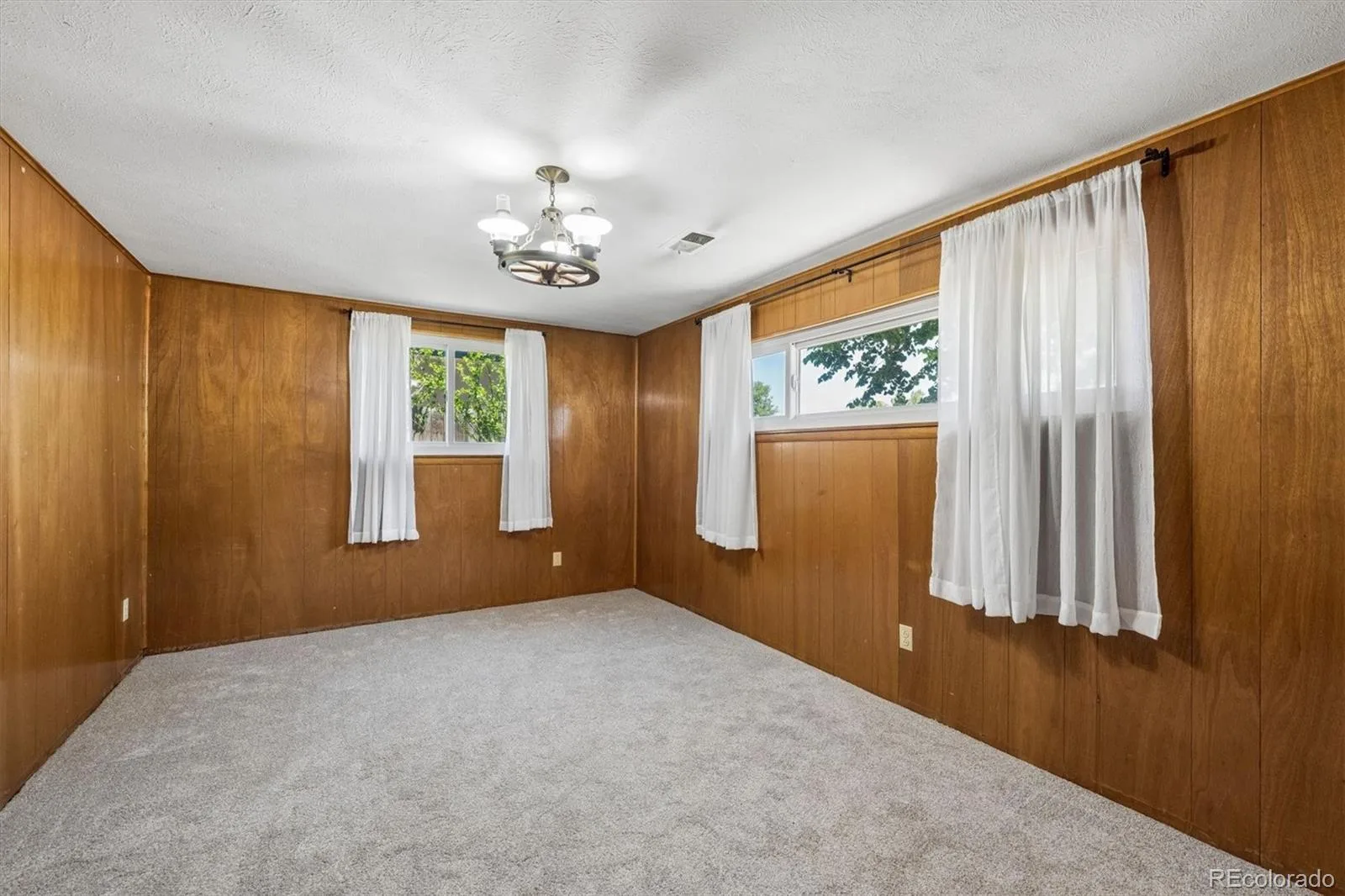 1841 S Saulsbury Court Lakewood CO 80232 | MLS #REC5088804 07182026220452 1600 17