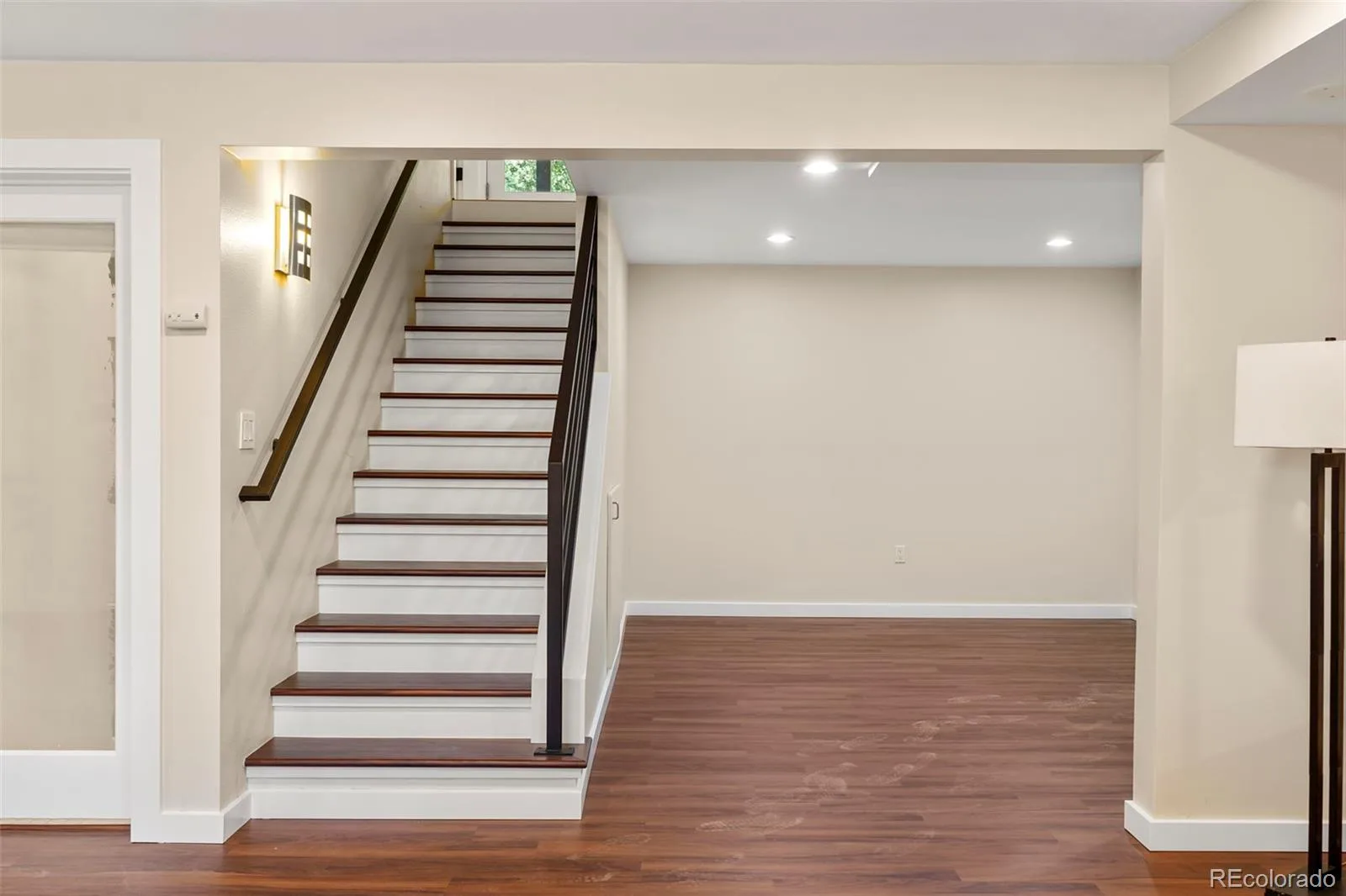 1055 Zinnia Street Golden CO 80401 | MLS #REC5089248 08102026185807 1600 16