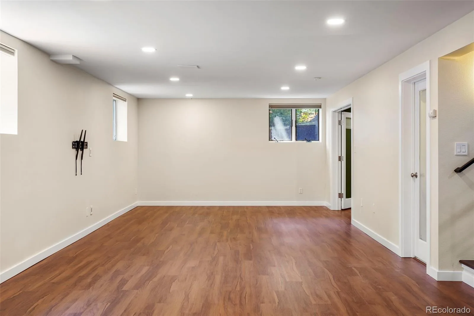 1055 Zinnia Street Golden CO 80401 | MLS #REC5089248 08102026185807 1600 19