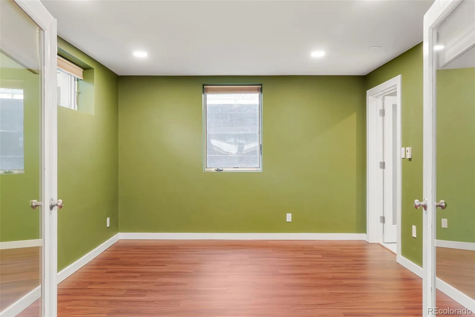1055 Zinnia Street Golden CO 80401 | MLS #REC5089248 08102026185807 1600 20