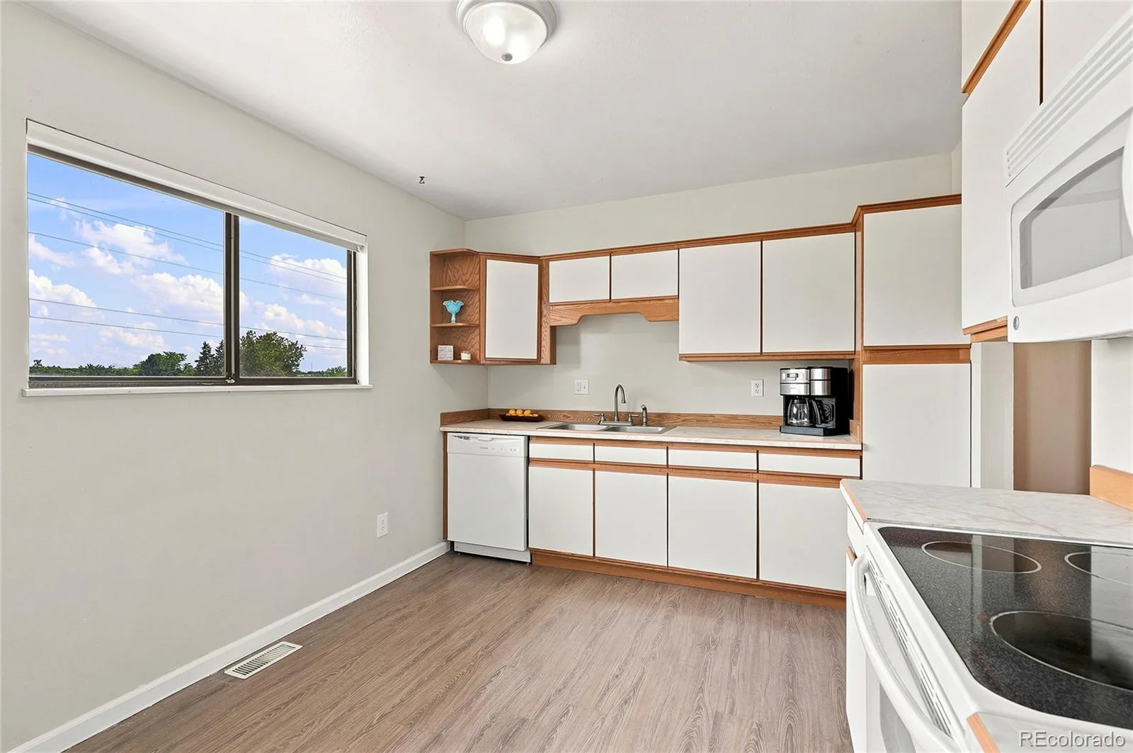16738 E Bails Place Aurora CO 80017 | MLS #REC5091775 07192026205423 1600 18