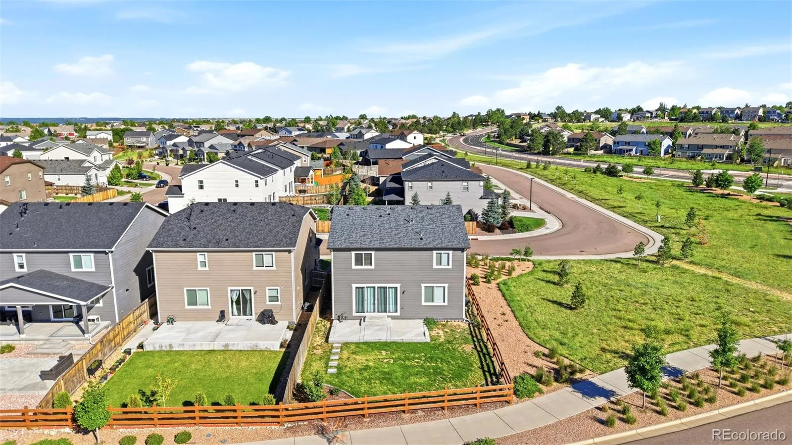 359 Vista Cliff Circle Castle Rock CO 80104 | MLS #REC5093059 08212026185351 1600 37