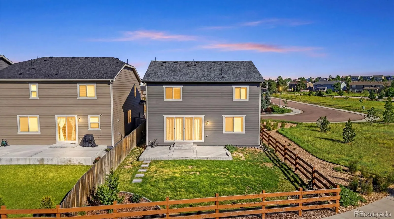 359 Vista Cliff Circle Castle Rock CO 80104 | MLS #REC5093059 08212026185351 1600 40