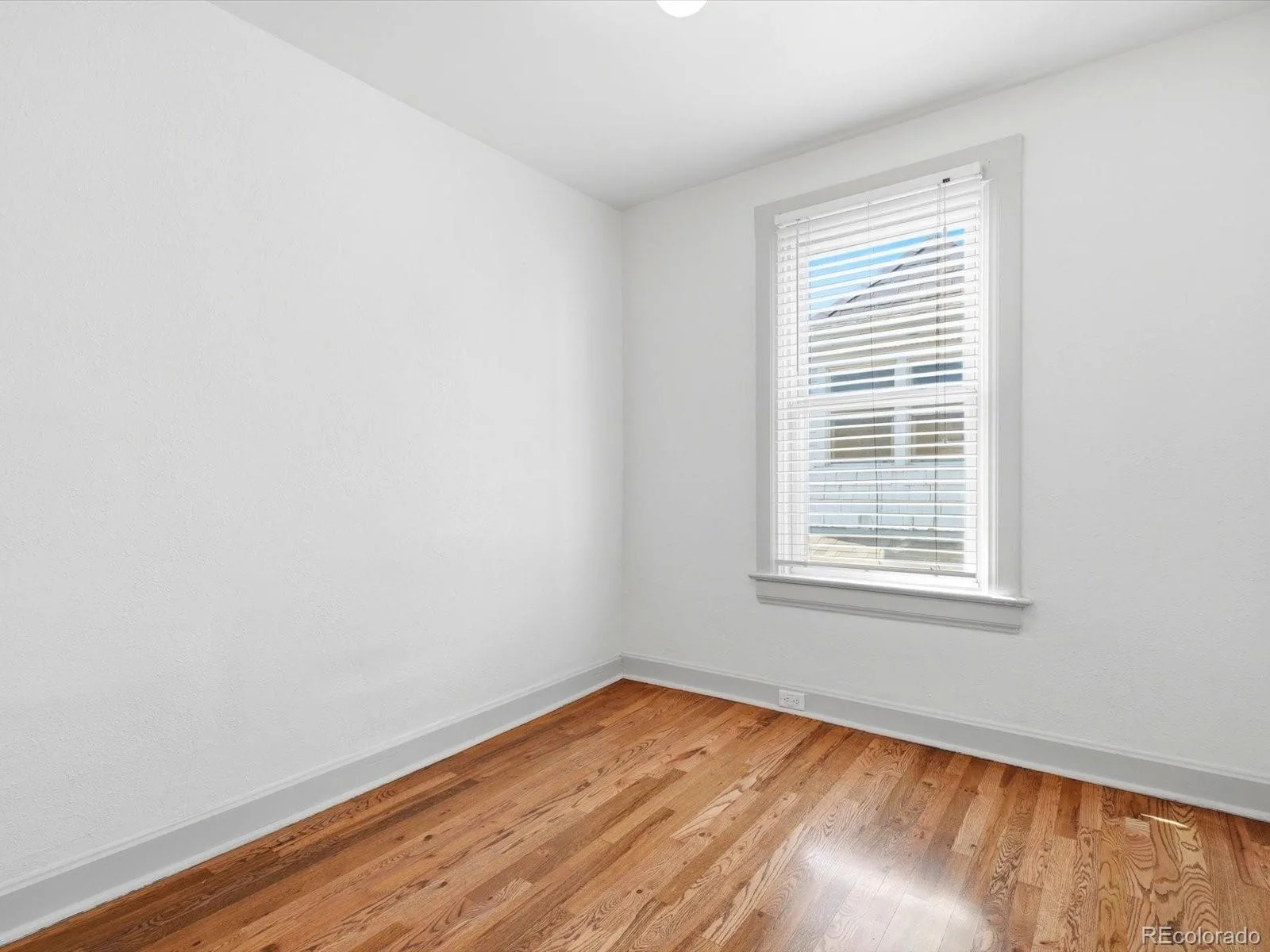 565 S Lincoln Street Denver CO 80209 | MLS #REC5095291 07202026221536 1600 25