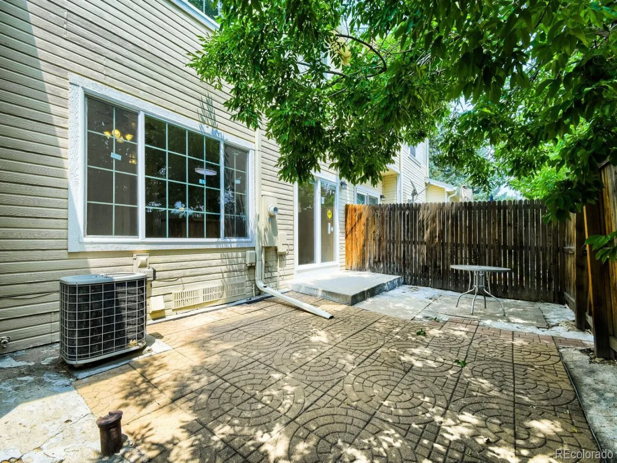 12324 E 2nd Drive Aurora CO 80011 | MLS #REC5096676 07072026181647 1200 23