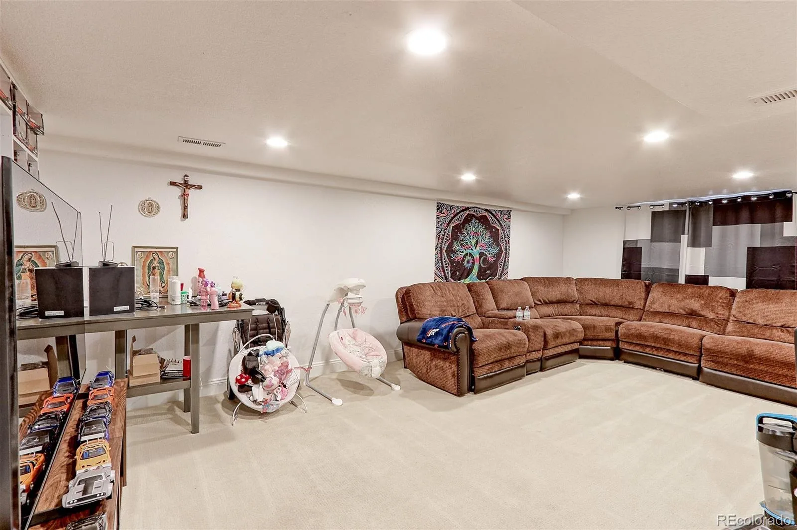 1879 S Winona Court Denver CO 80219 MLS #REC5097991 06102026182441 1600 20
