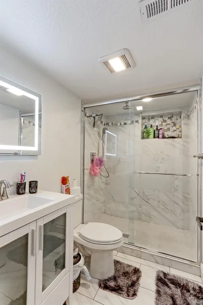 1879 S Winona Court Denver CO 80219 MLS #REC5097991 06102026182441 800 23