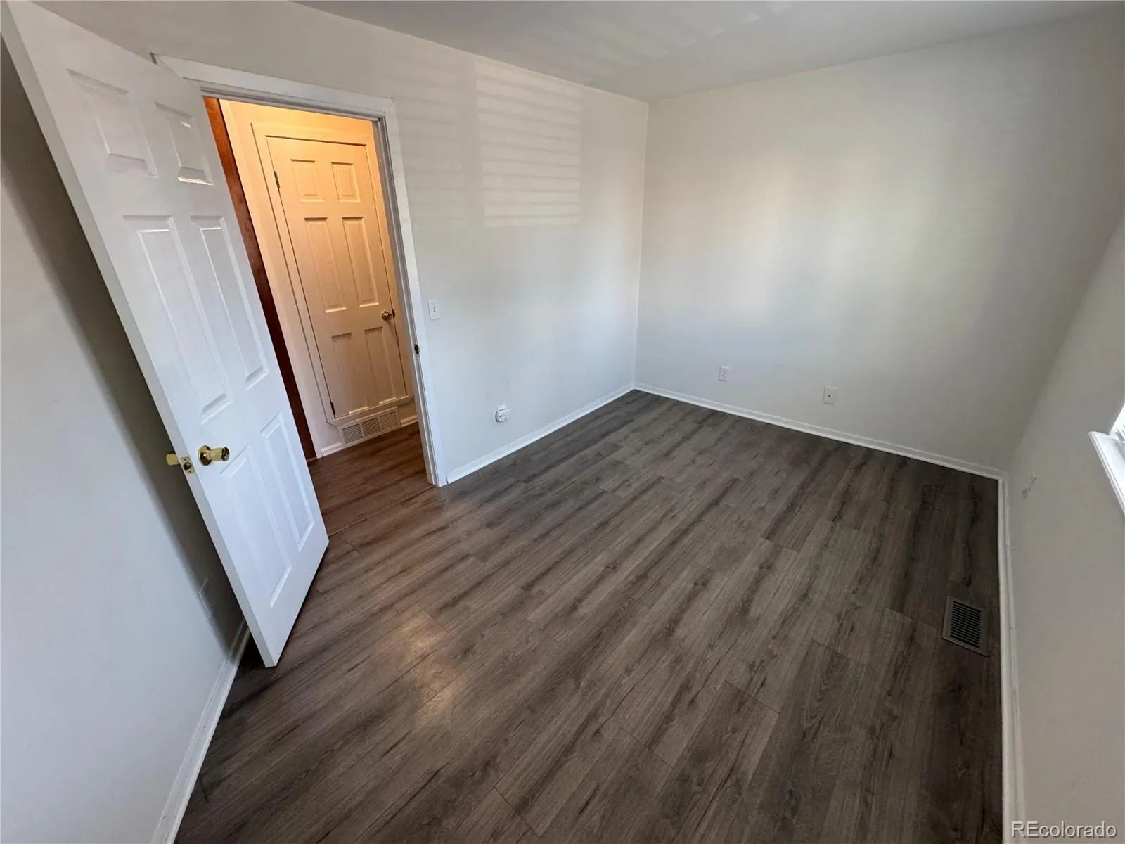 992 S Dearborn Way #7 Aurora CO 80012 MLS #REC5098665 05242026191557 1600 9