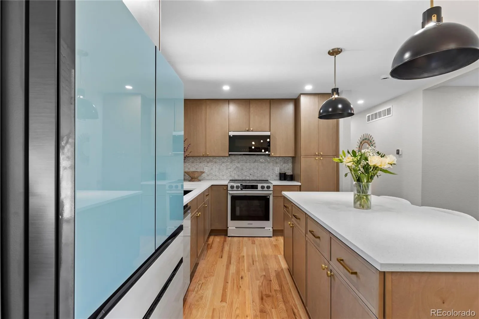 954 S Ivy Street Denver CO 80224 MLS #REC5098757 05292026213915 1600 21