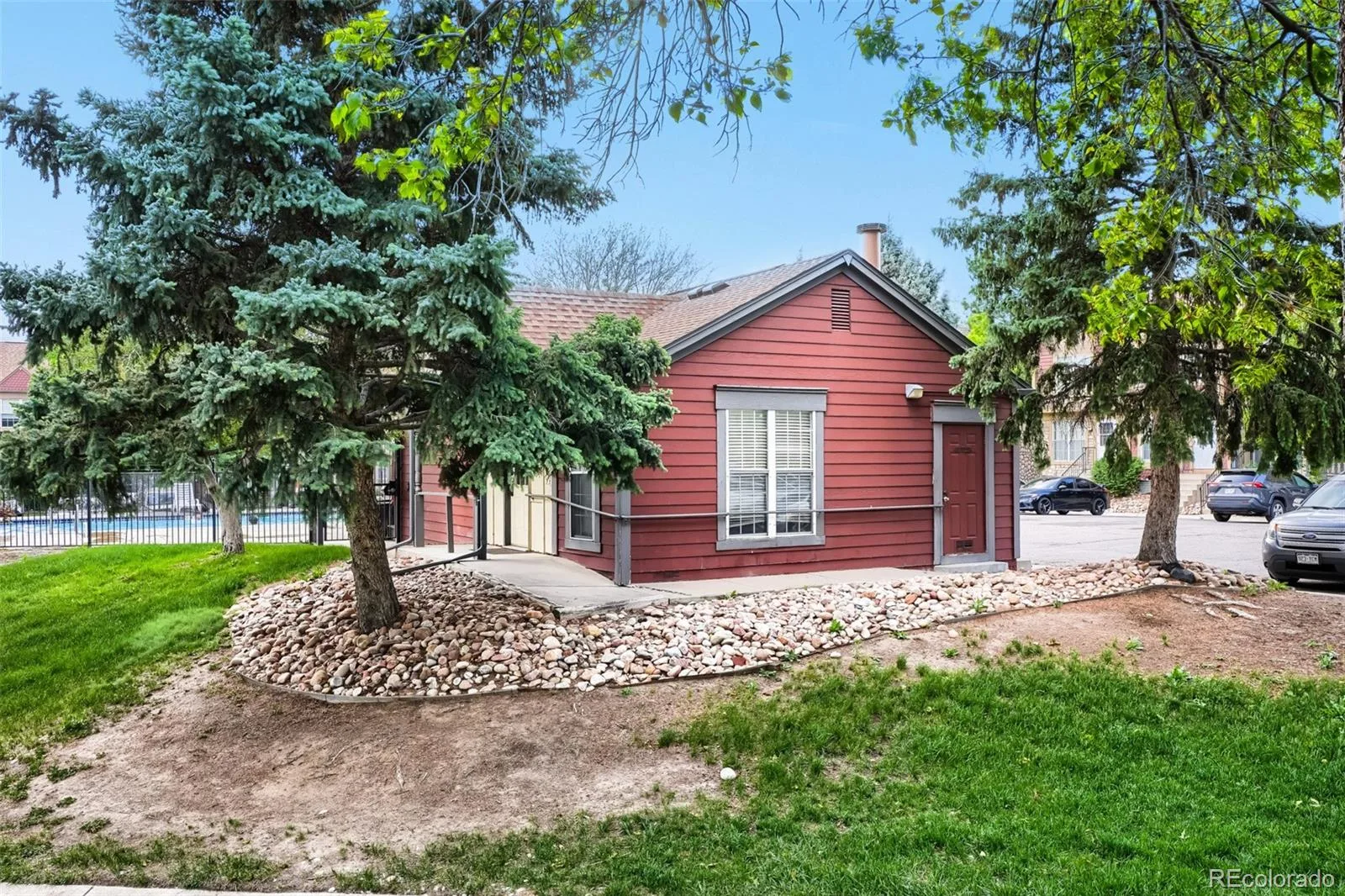 11913 E Kepner Drive Aurora CO 80012 | MLS #REC5098866 06052026064426 1600 28