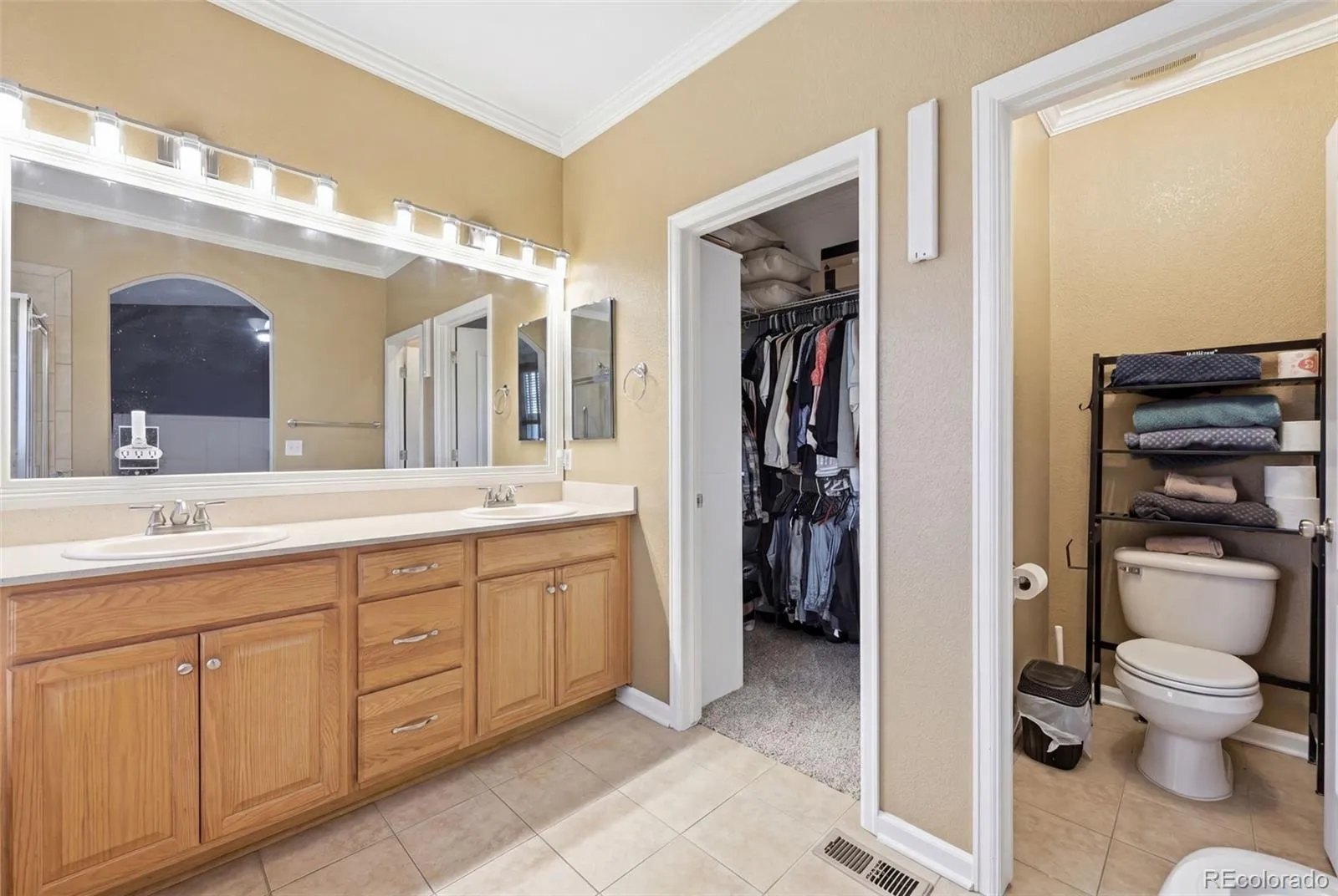 3198 S Nepal Way Aurora CO 80013 MLS #REC5101287 05082026032206 1600 19