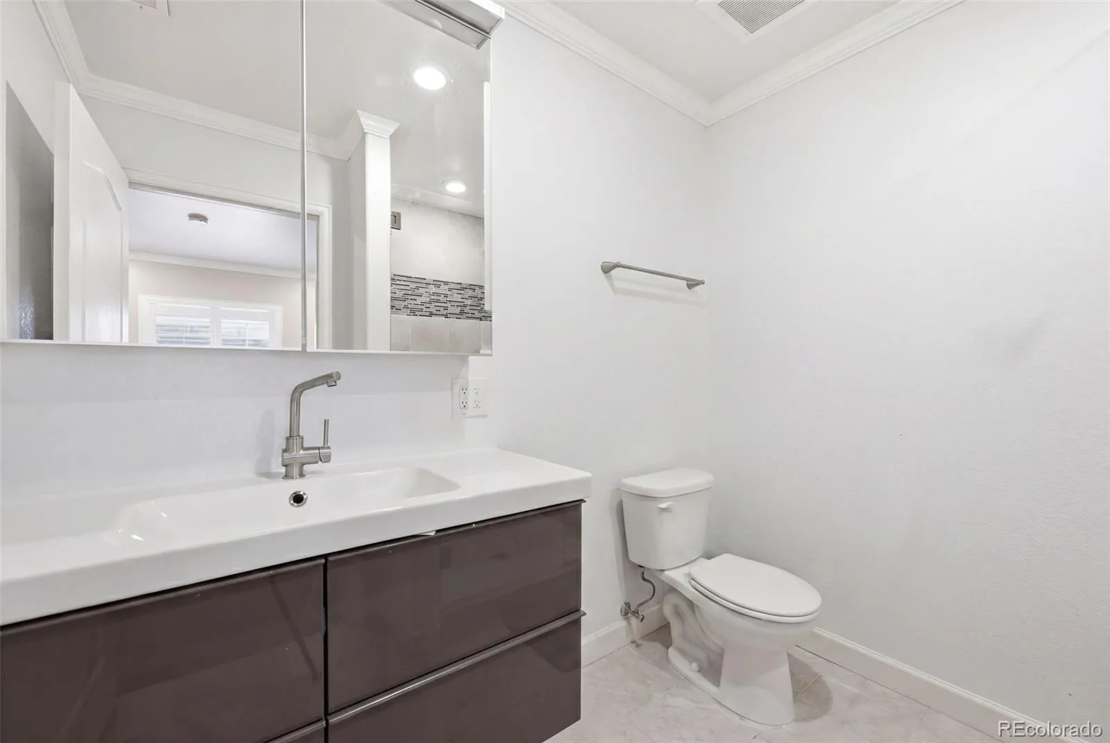 3198 S Nepal Way Aurora CO 80013 MLS #REC5101287 05082026032206 1600 25