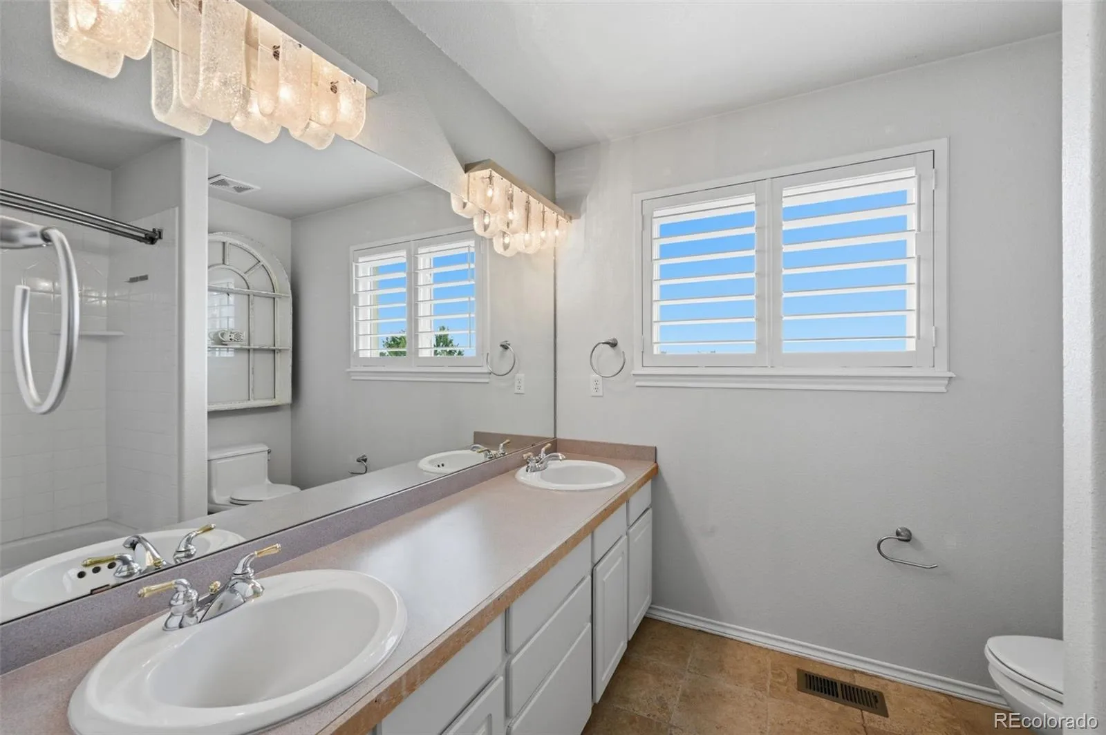 11608 Sagewood Lane Parker CO 80138 | MLS #REC5102333 08122026013557 1600 34