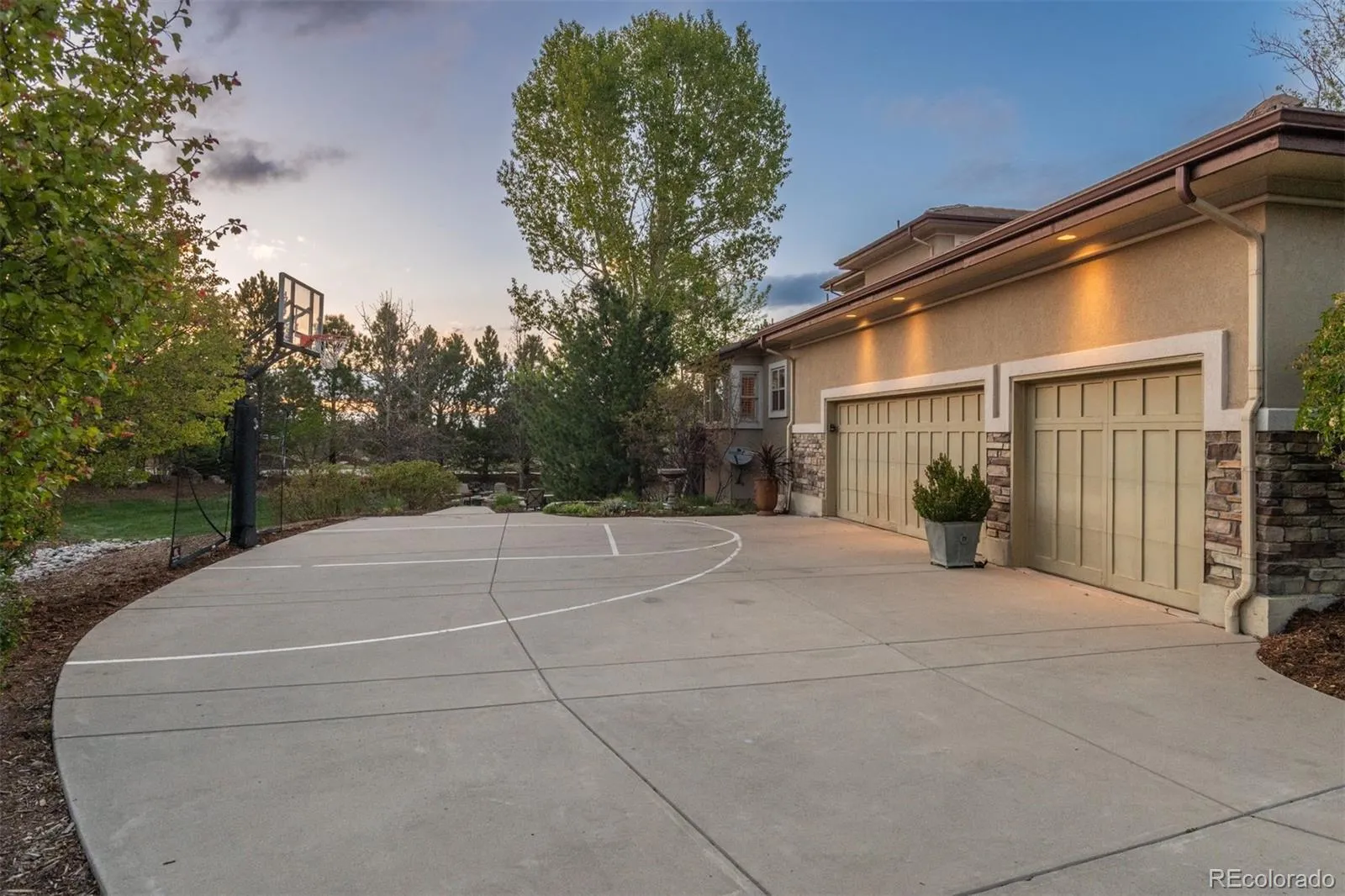 6257 Oxford Peak Court Castle Rock CO 80108 MLS #REC5105205 05012026152754 1600 43