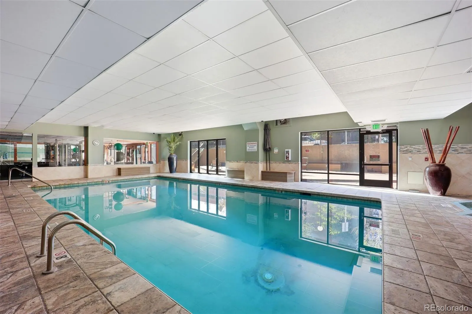 04172026011100 1600 11