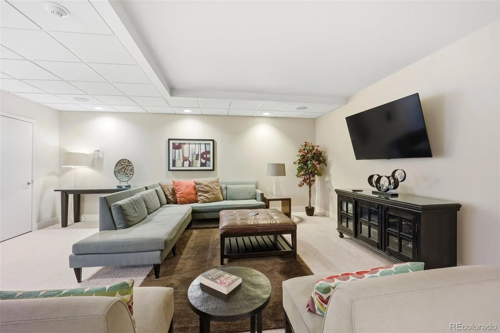 04172026011100 1600 15