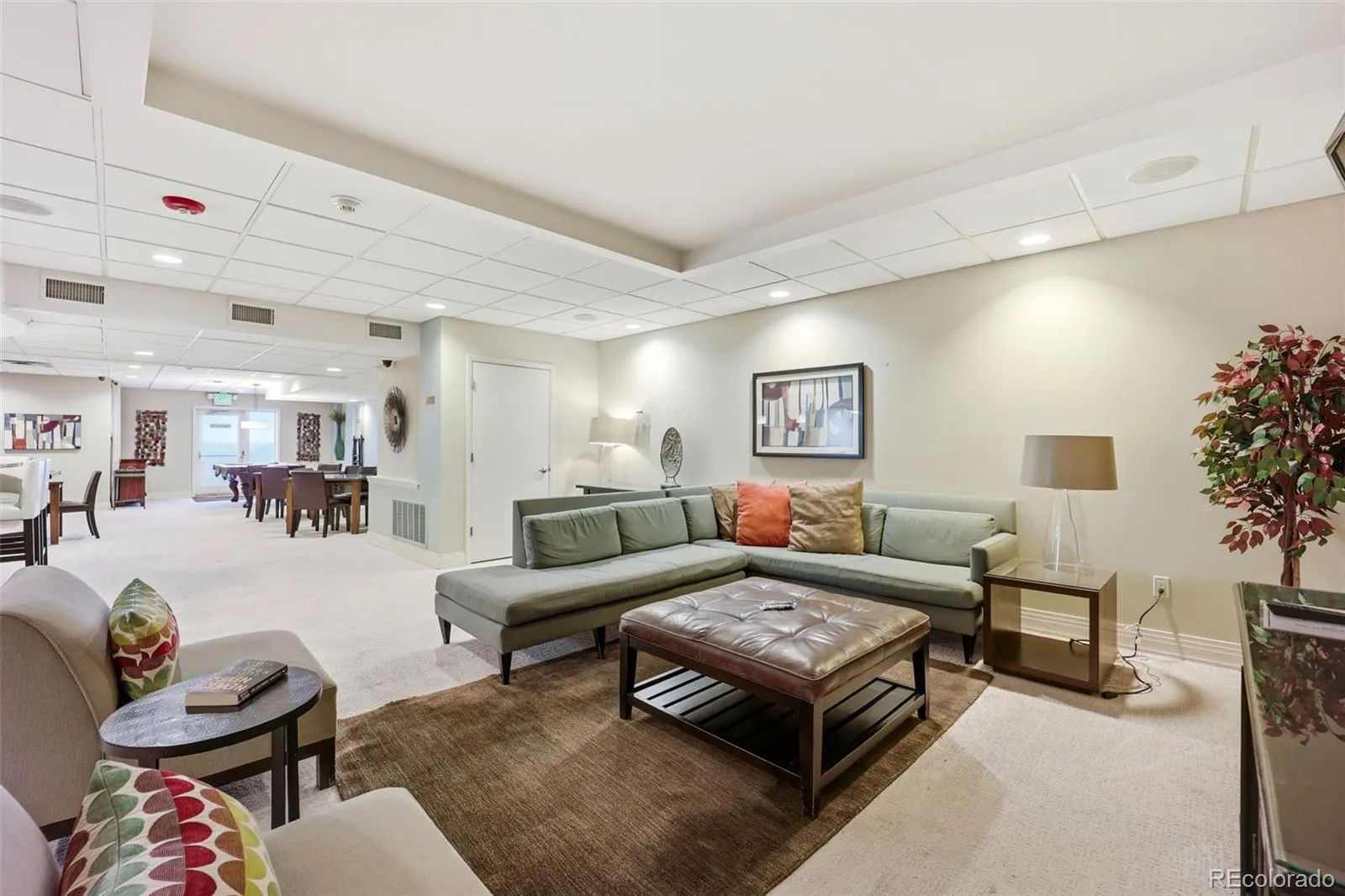 04172026011100 1600 16