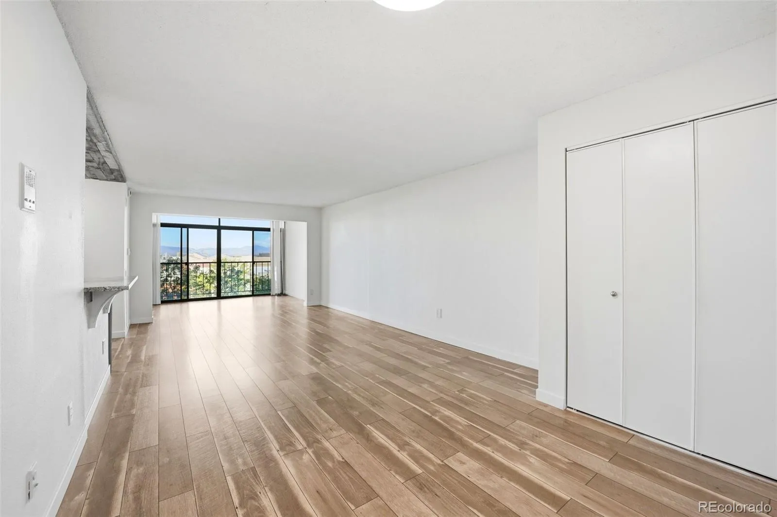 04172026011100 1600 22