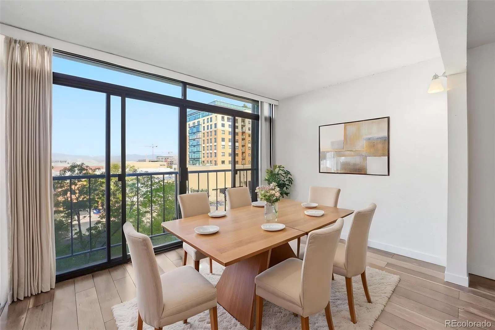 04172026011100 1600 26