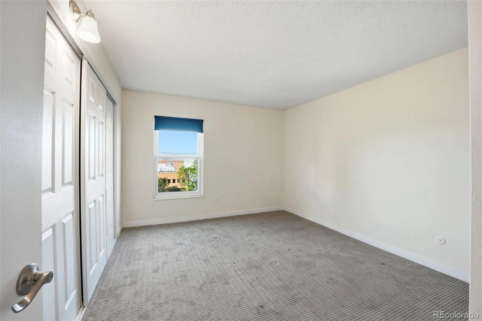 04172026011100 1600 38