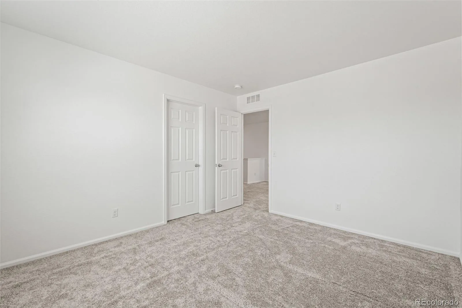 451 S Nucla Street Aurora CO 80017 | MLS #REC5106693 07222026203946 1600 6