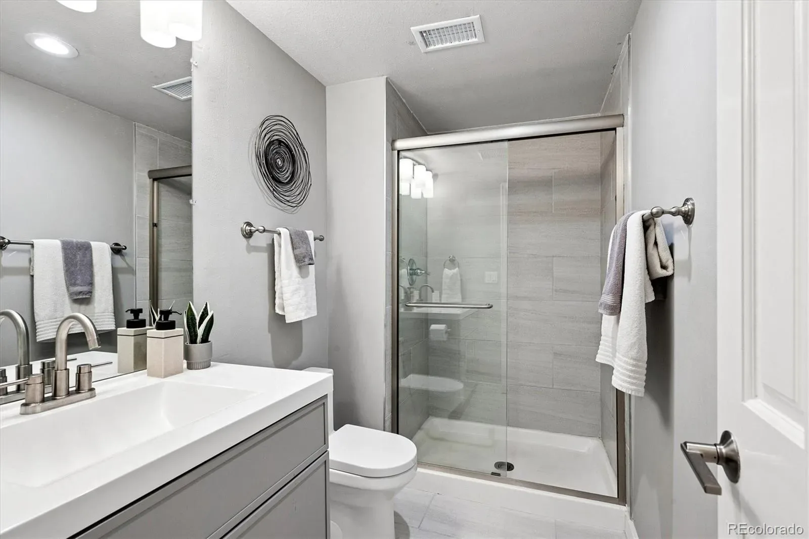 03132026043546 1600 33