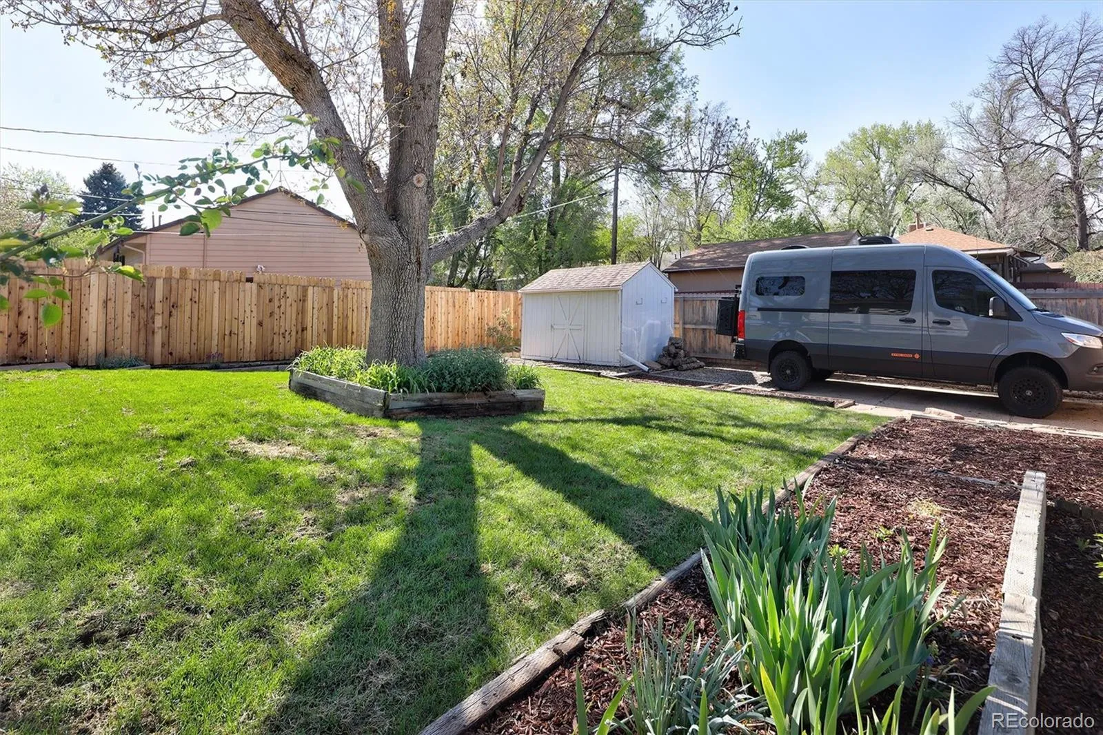 1210 E Amherst Avenue Englewood CO 80113 MLS #REC5110784 05052026193745 1600 32