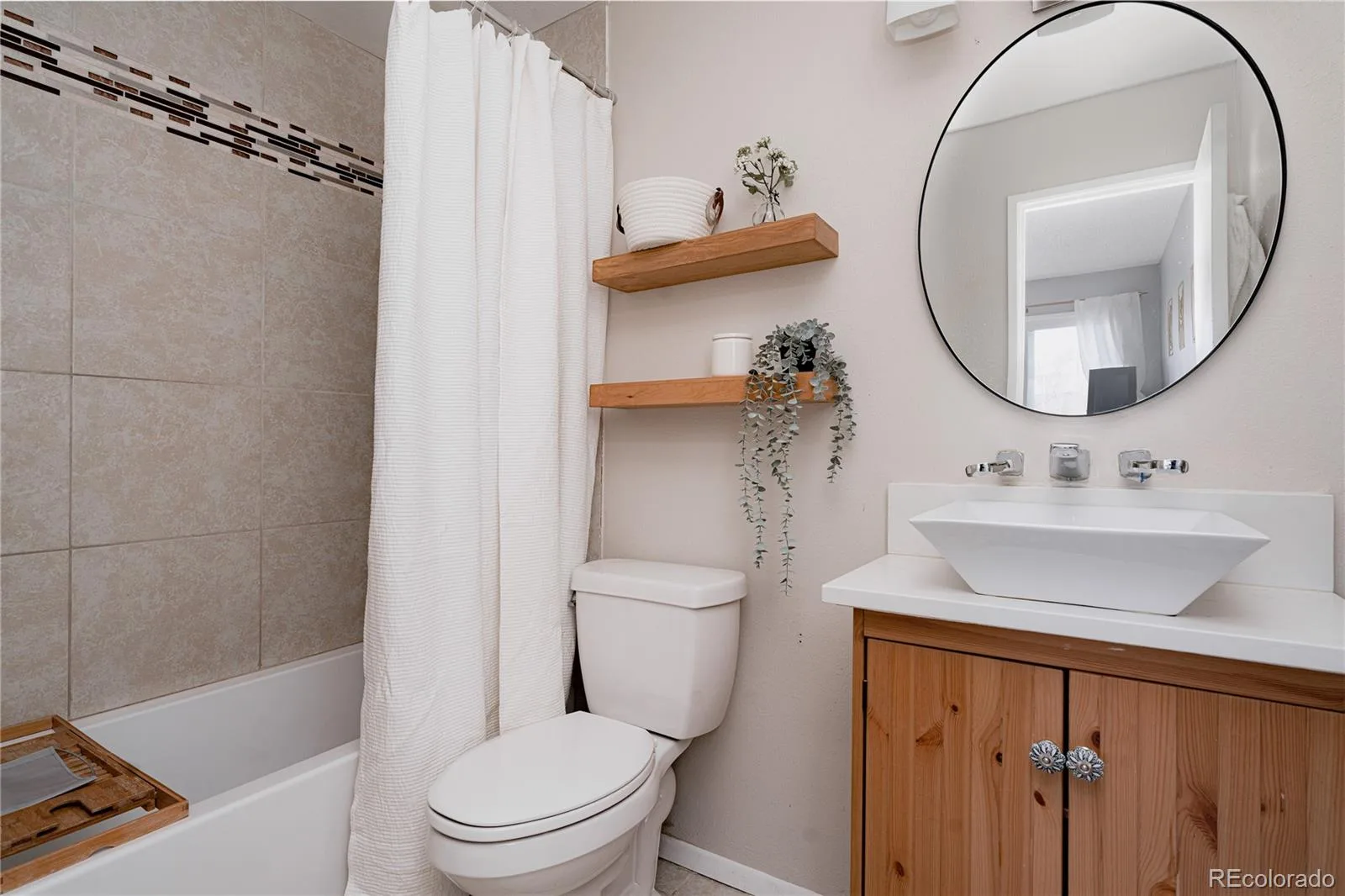 381 S Ames Street #F308 Lakewood CO 80226 | MLS #REC5111163 06092026194417 1600 12