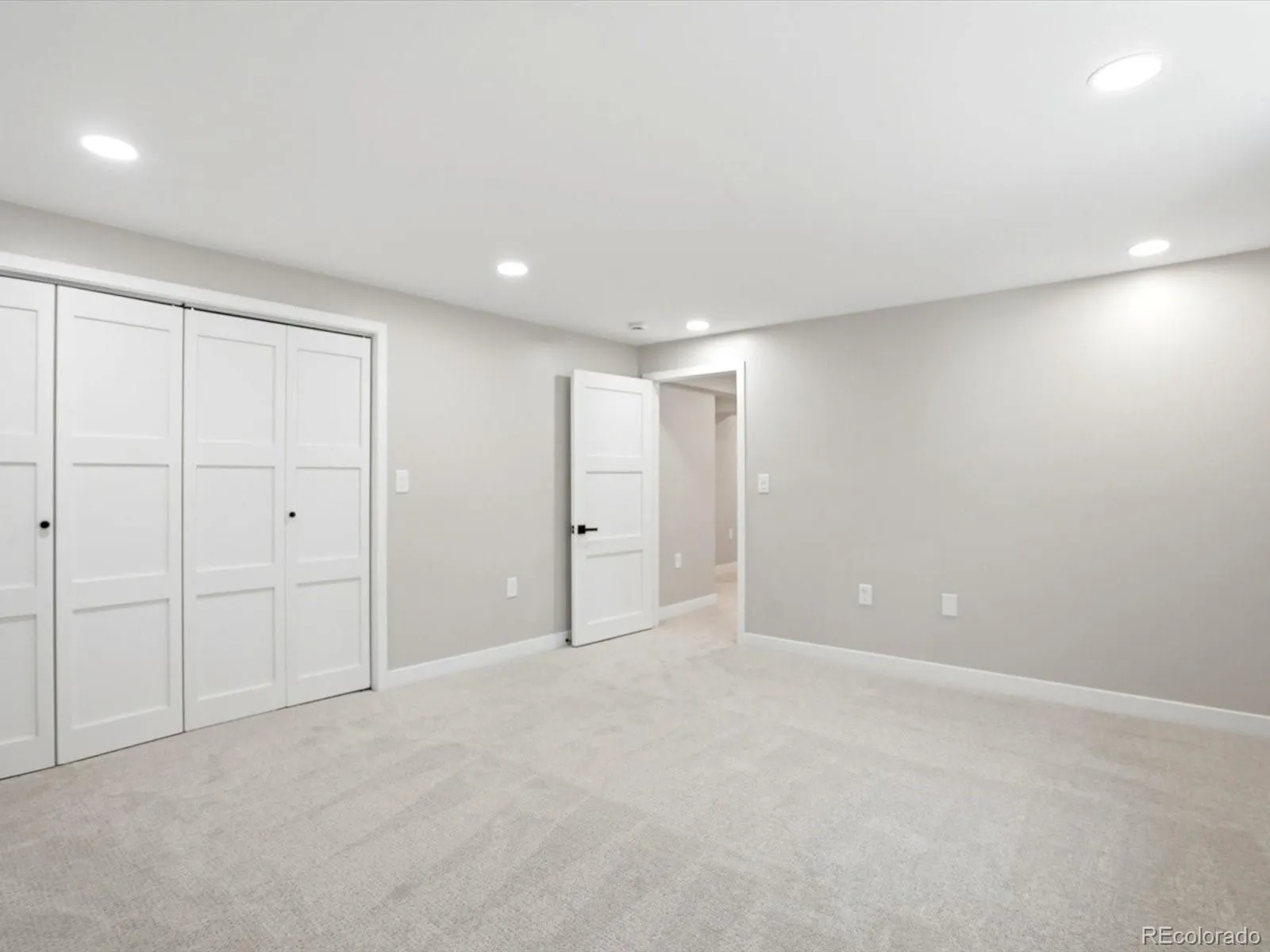3403 S Ivanhoe Way Denver CO 80222 MLS #REC5112354 05132026232958 1600 21