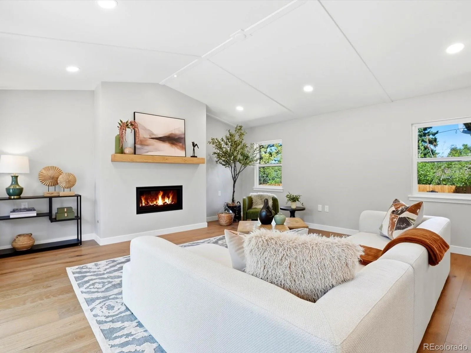 3403 S Ivanhoe Way Denver CO 80222 MLS #REC5112354 05132026232958 1600 8