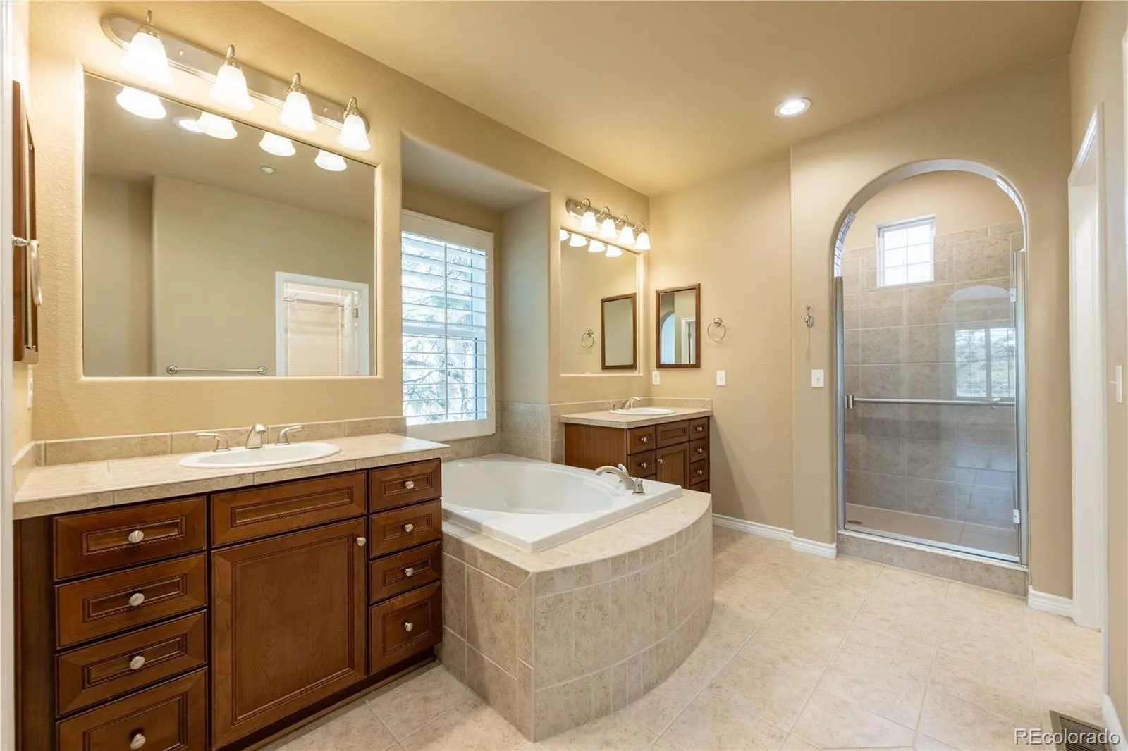 5011 Vermillion Court Castle Rock CO 80108 MLS #REC5113387 05072026163651 1600 19