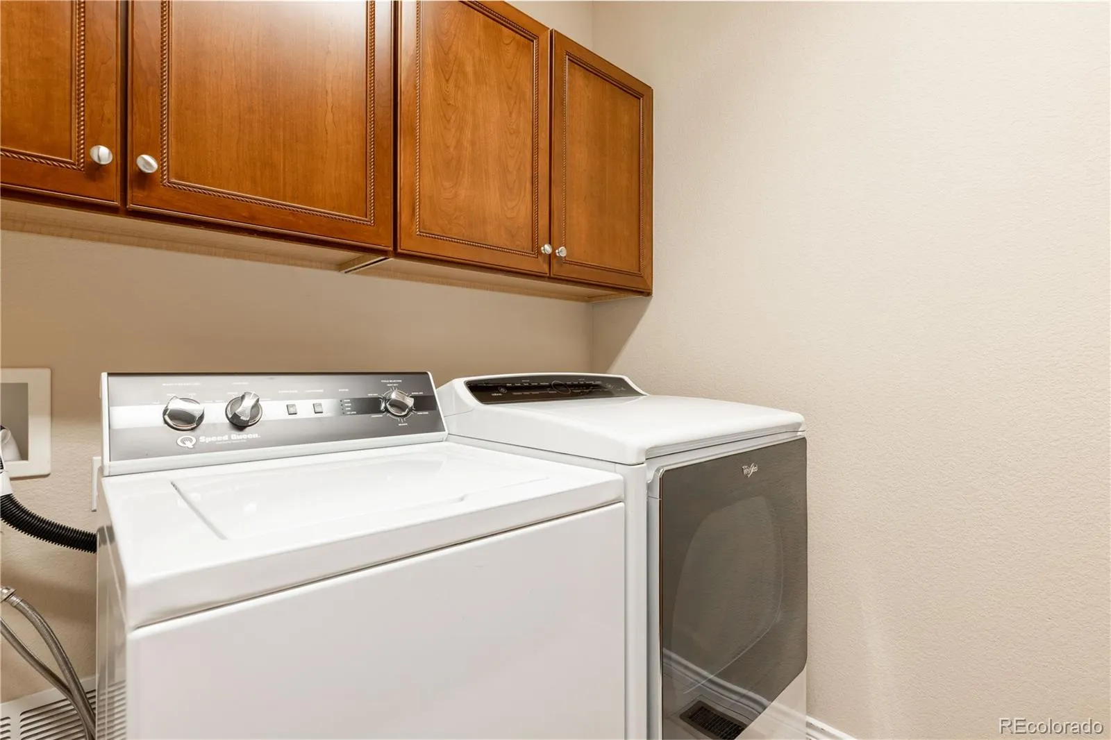 5011 Vermillion Court Castle Rock CO 80108 MLS #REC5113387 05072026163651 1600 25