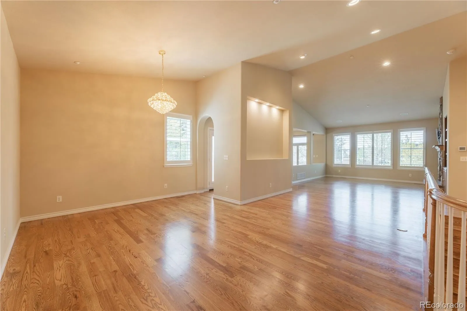 5011 Vermillion Court Castle Rock CO 80108 MLS #REC5113387 05072026163651 1600 4