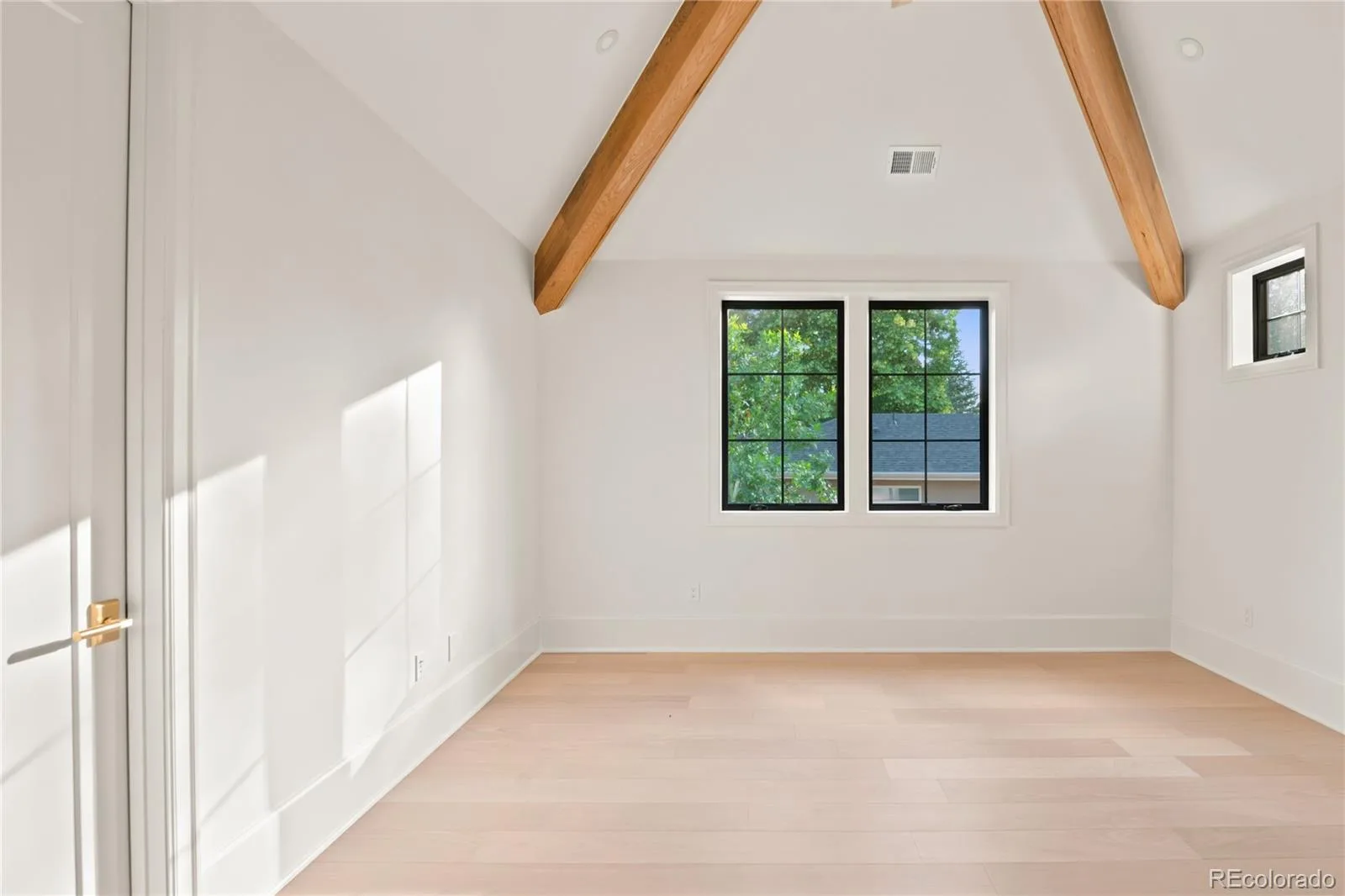 5801 E 3rd Avenue Denver CO 80220 MLS #REC5113541 07092026204407 1600 28