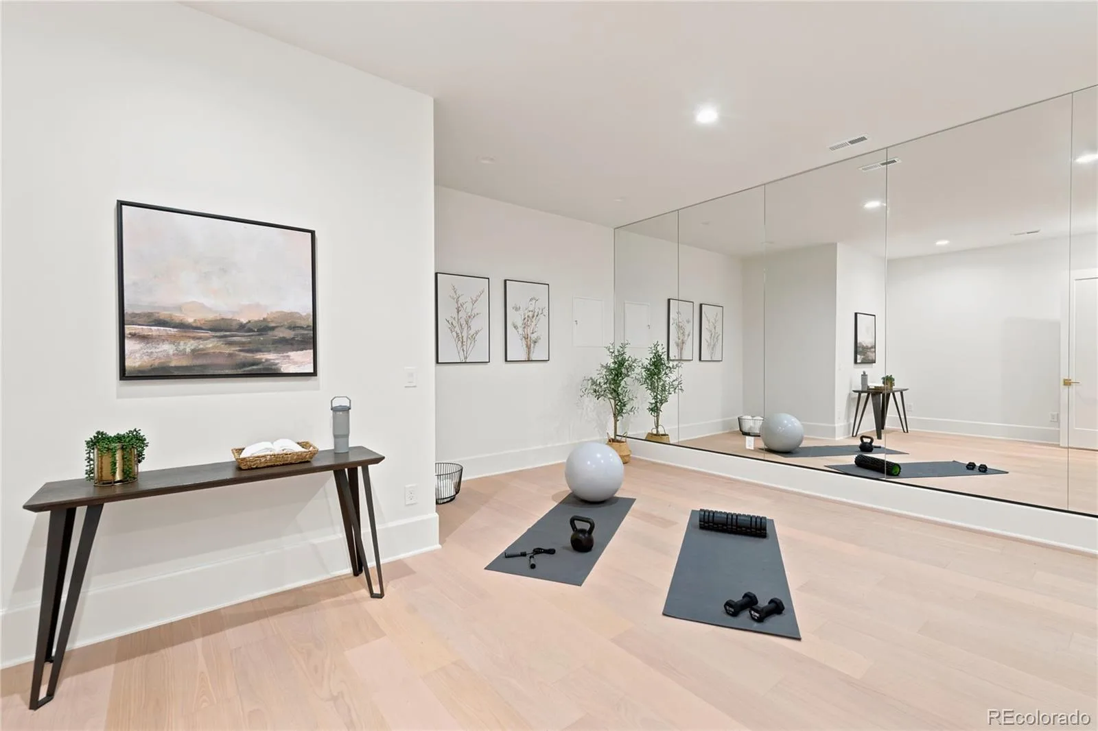 5801 E 3rd Avenue Denver CO 80220 MLS #REC5113541 07092026204407 1600 40