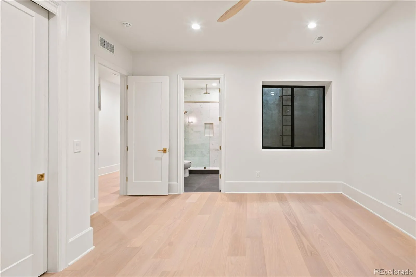 5801 E 3rd Avenue Denver CO 80220 MLS #REC5113541 07092026204407 1600 41