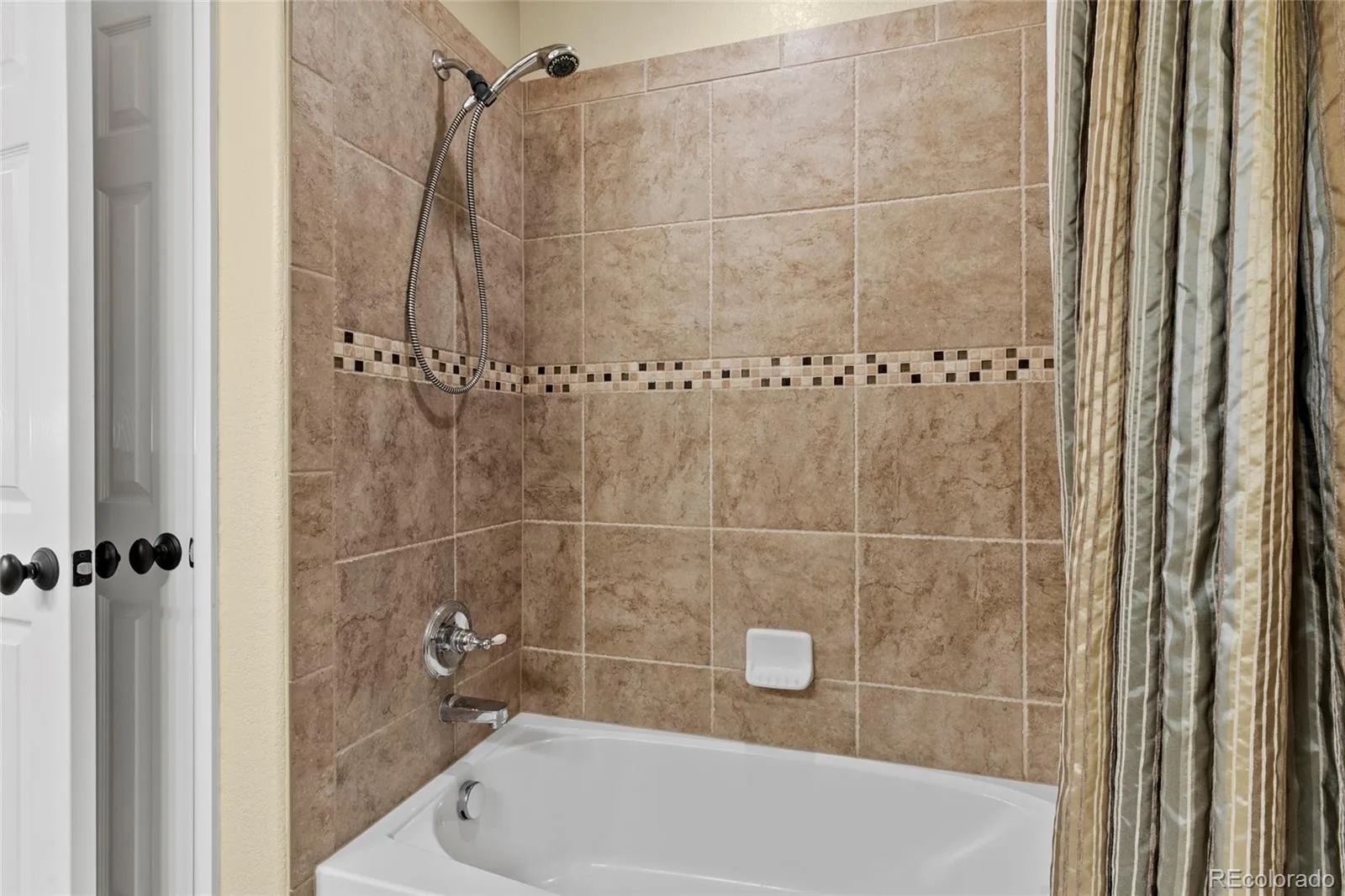 11681 Blackmoor Street Parker CO 80138 | MLS #REC5115396 08222026173348 1600 20